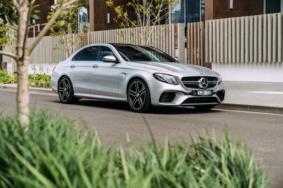  Mercedes-AMG E63 4Matic+ (W213) 2017 года  (AU) (фото 1 из 40)